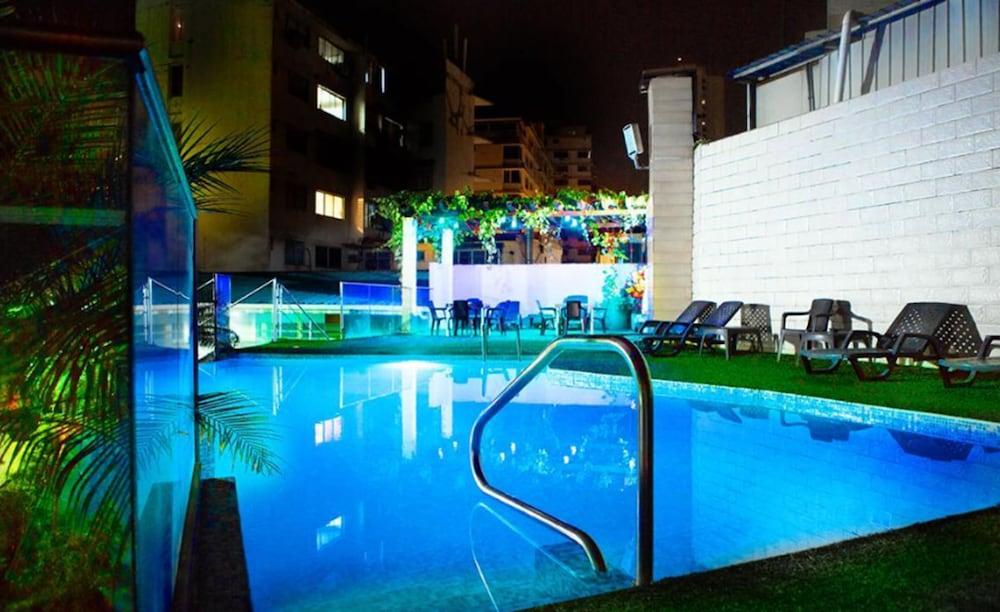 פנמה סיטי Grand International Hotel מראה חיצוני תמונה